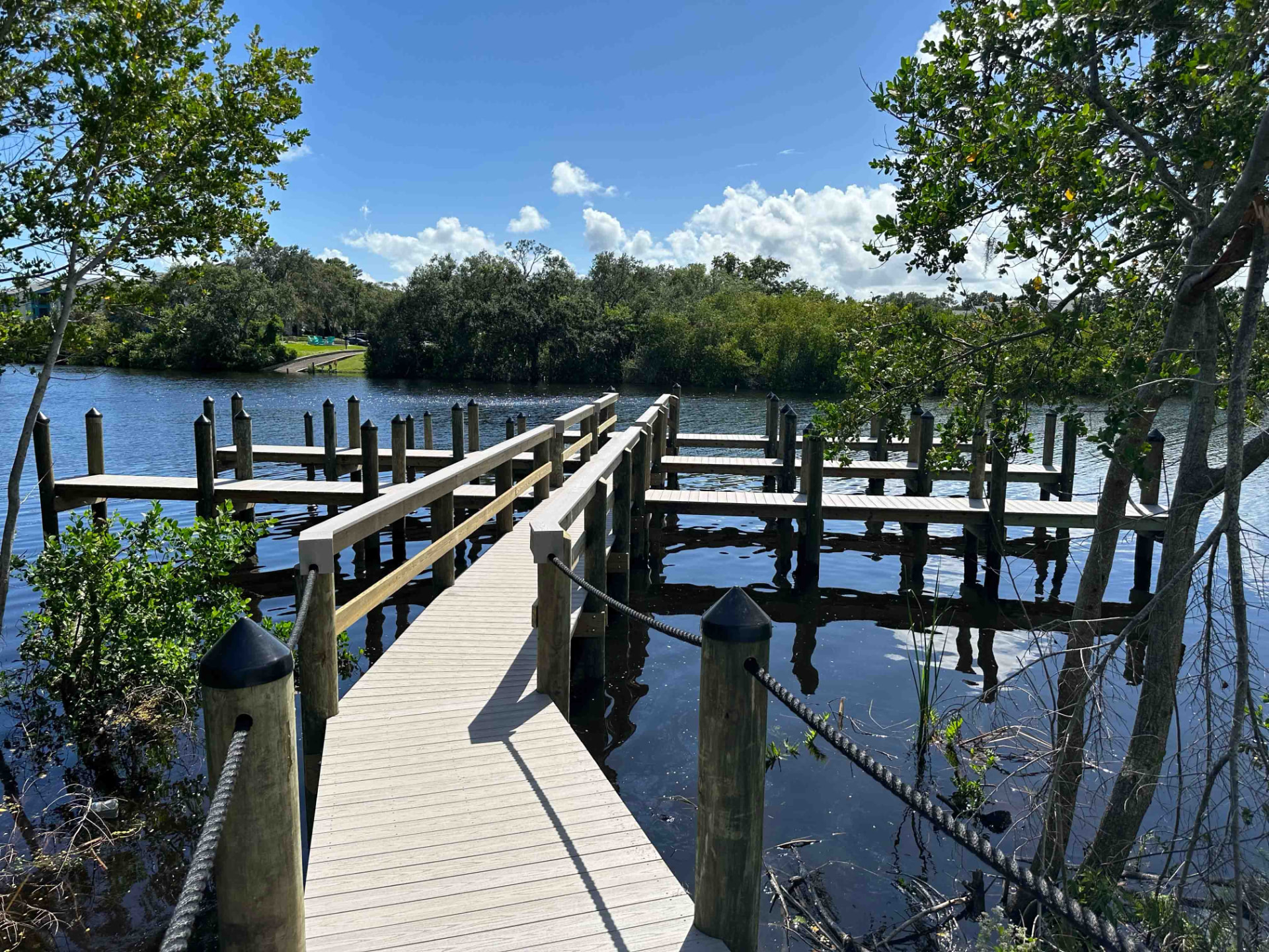 Mangrove Cove Dock System